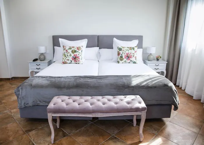 Penas Blancas Hotel *