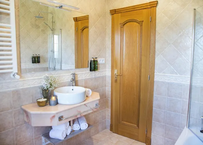 Penas Blancas Hotel *